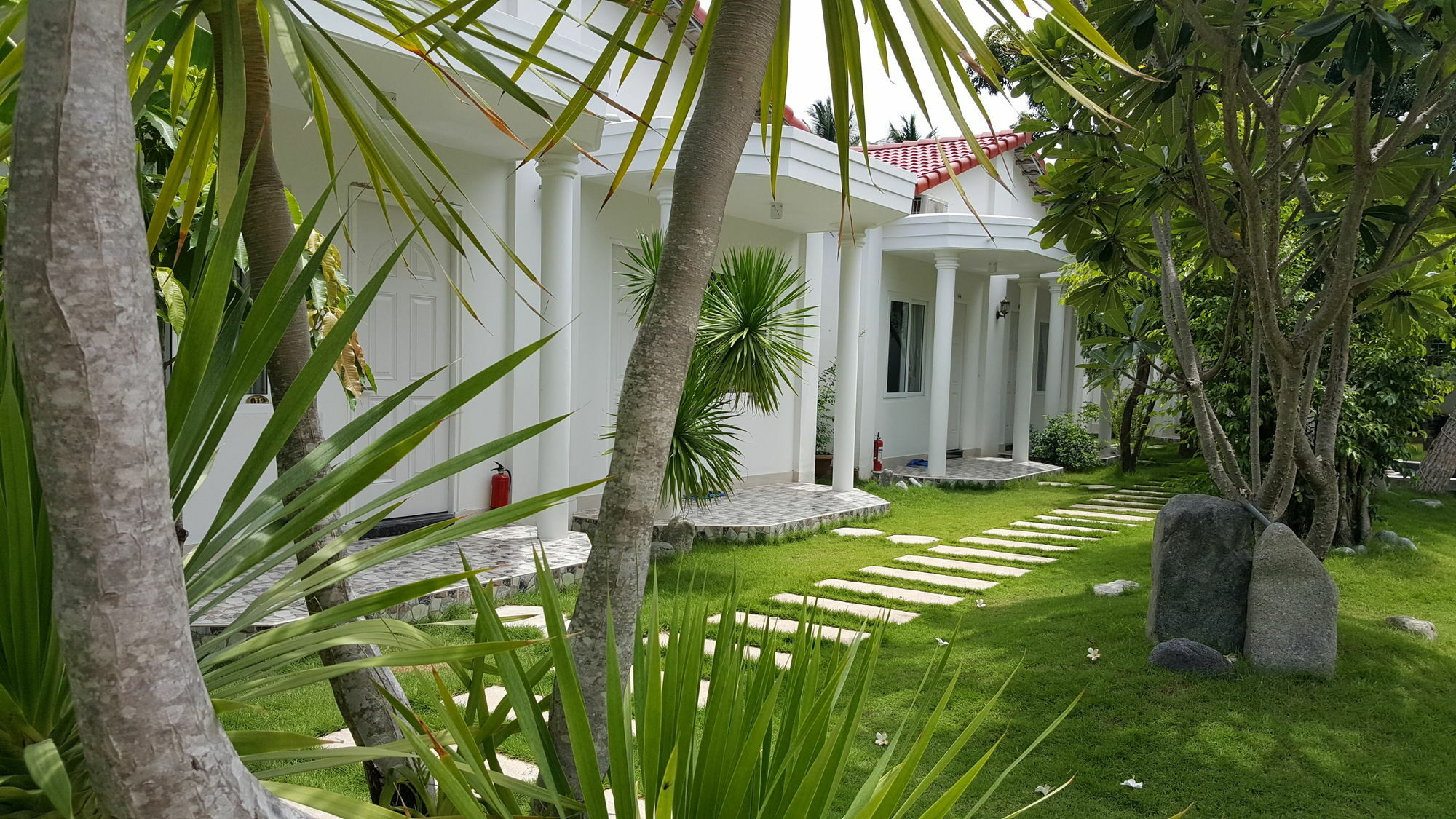 Dragon Bay Hotel Cam Lam Екстер'єр фото